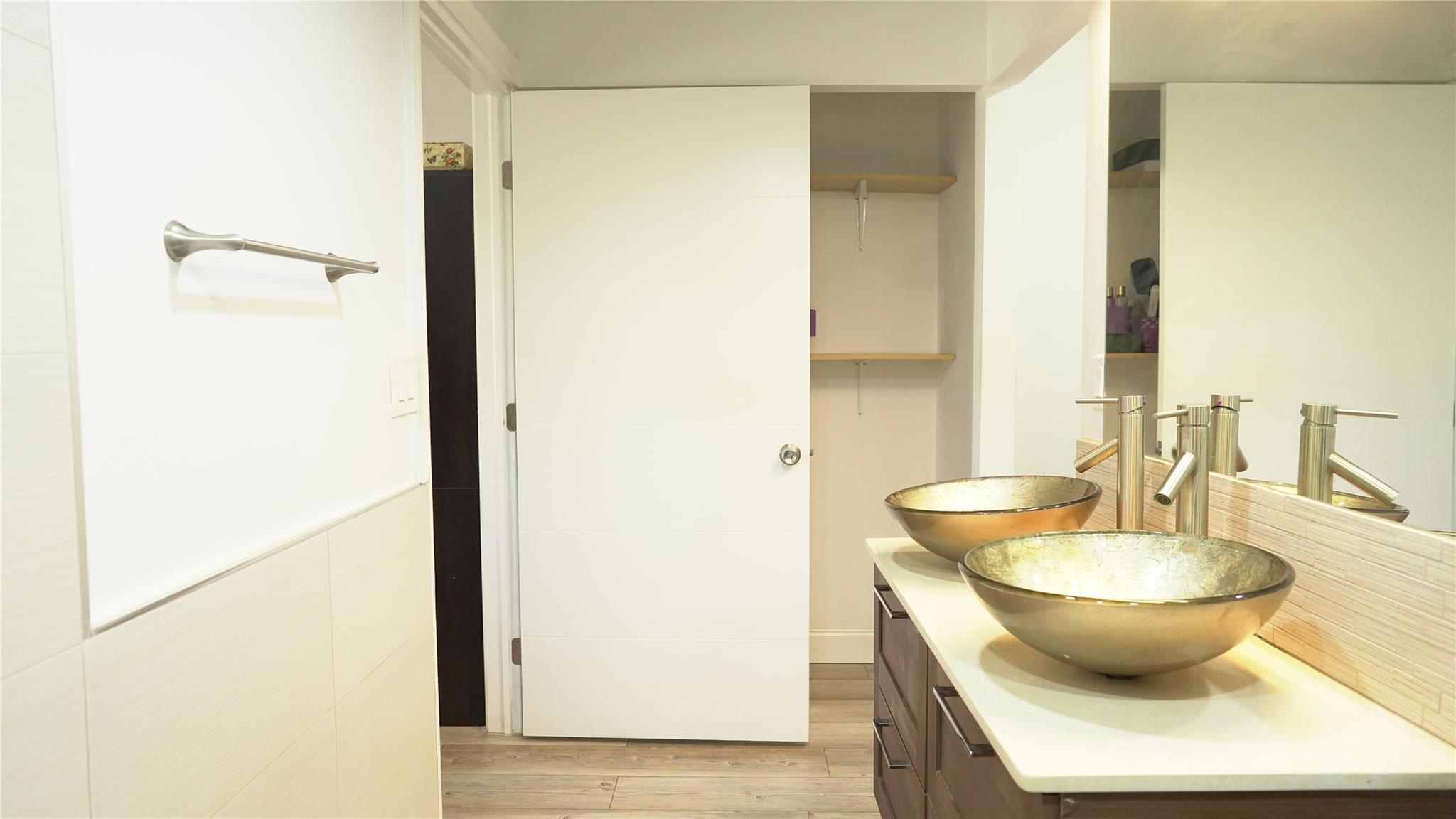 Falls of Inverrary - Residential