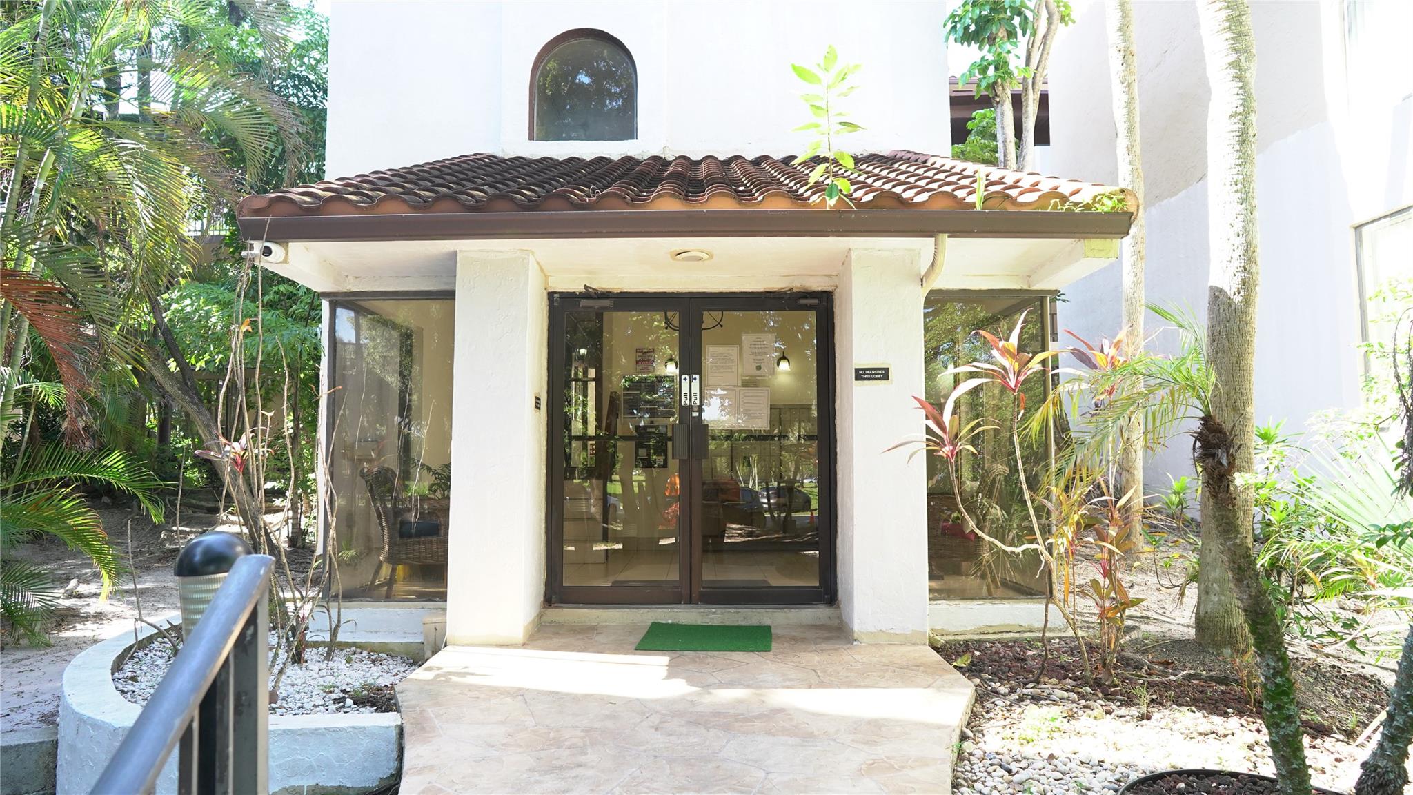 Falls of Inverrary - Residential