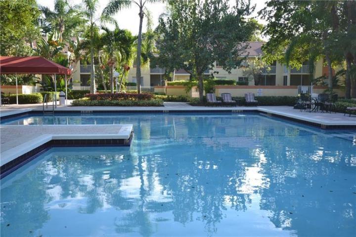 NAPOLI GARDENS AT CORAL SPRINGS - Residential