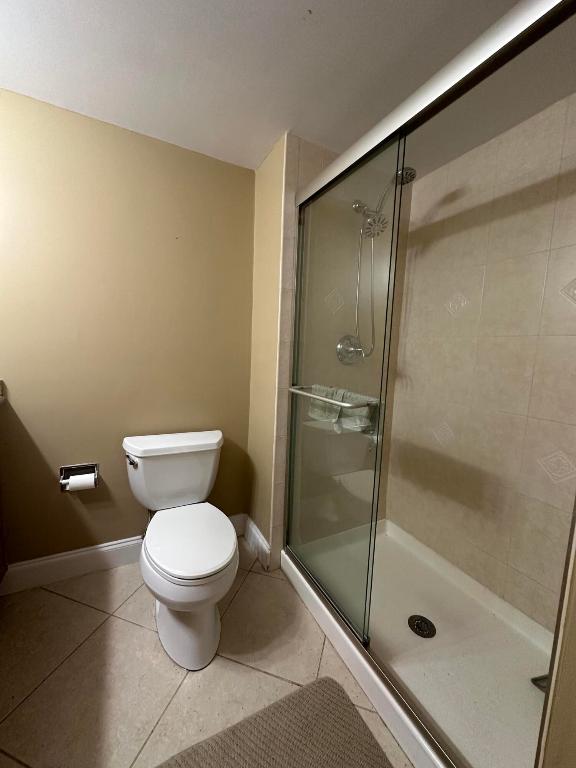 GLADES OF BOCA LAGO CONDO - Residential