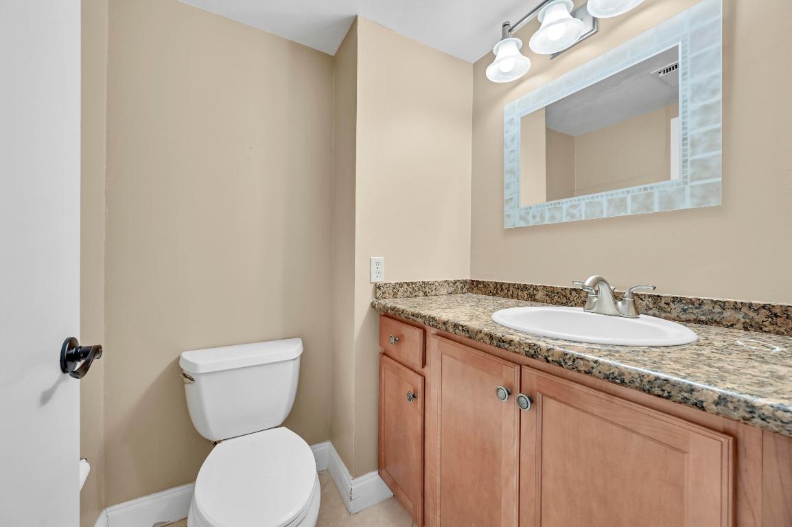 GLADES OF BOCA LAGO CONDO - Residential