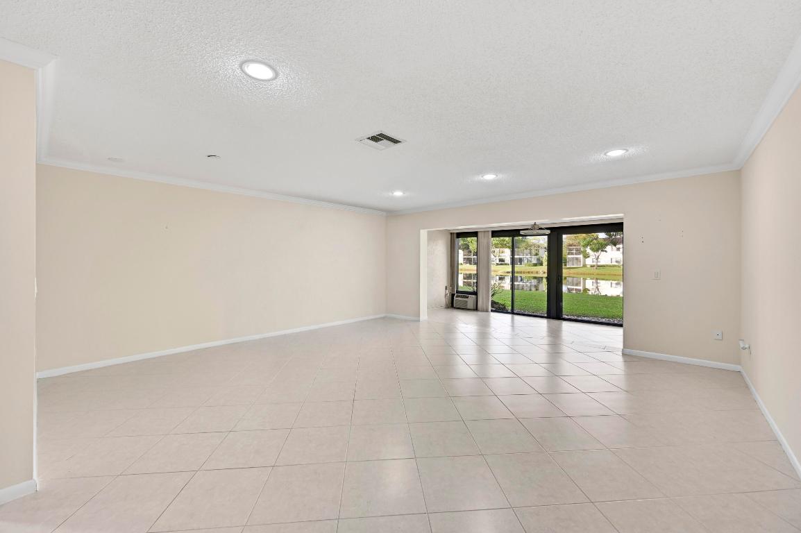GLADES OF BOCA LAGO CONDO - Residential