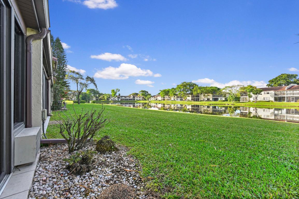 GLADES OF BOCA LAGO CONDO - Residential