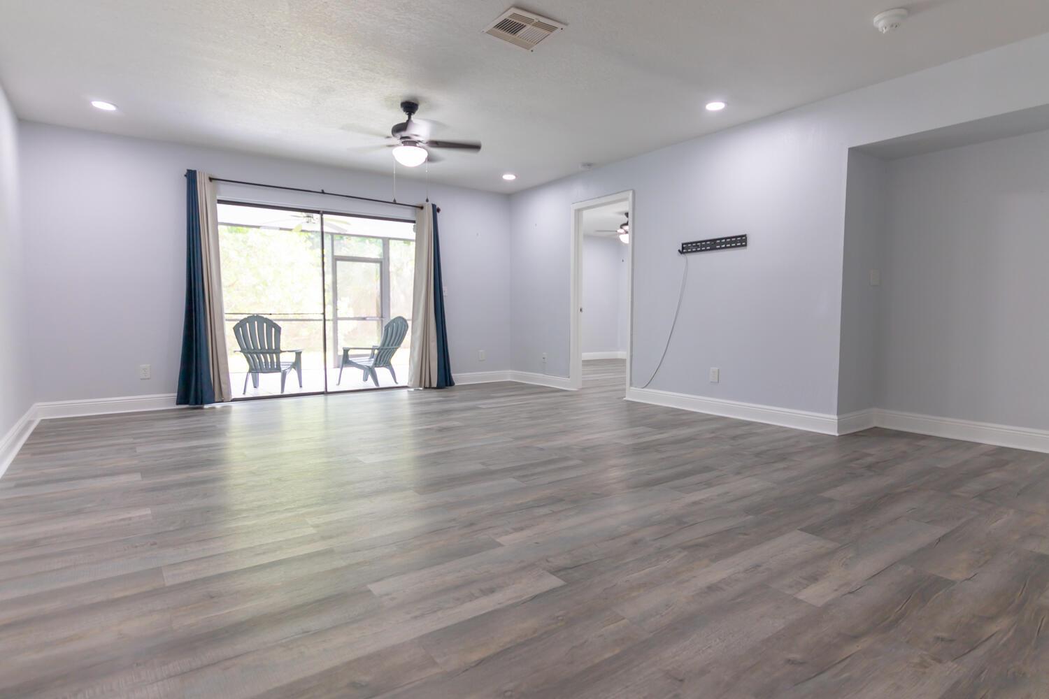 TRAILS AT ROYAL PALM BEACH CONDO - Residential