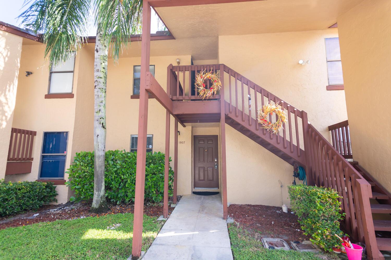 TRAILS AT ROYAL PALM BEACH CONDO - Residential