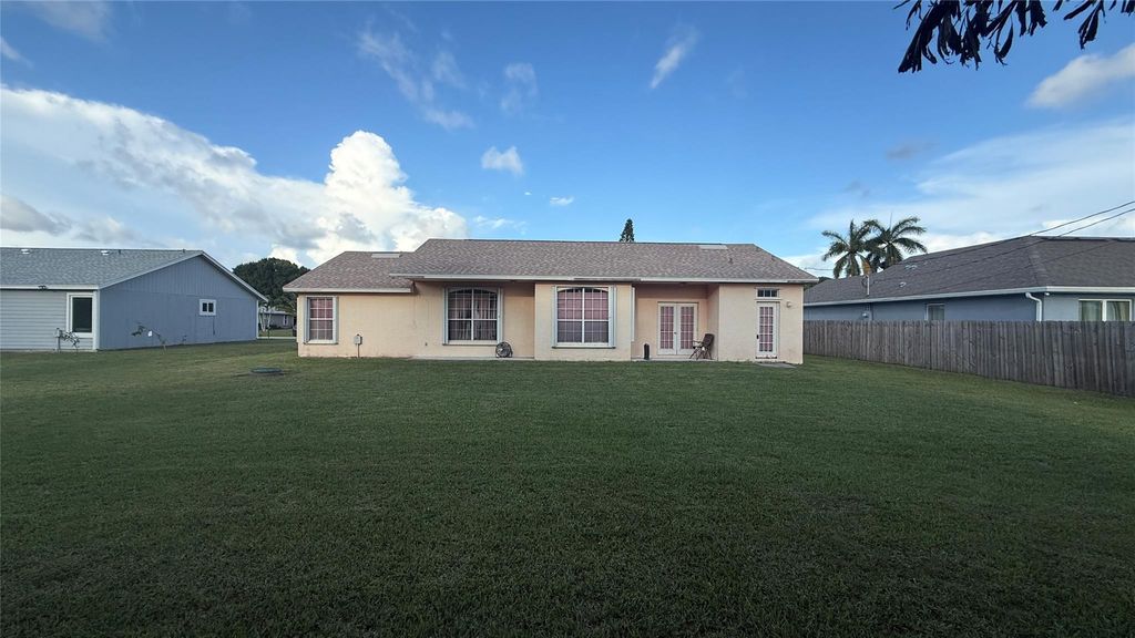 Photo of 1618 SE Ridgewood Street, Port Saint Lucie, FL 34952 (MLS # F10510984)