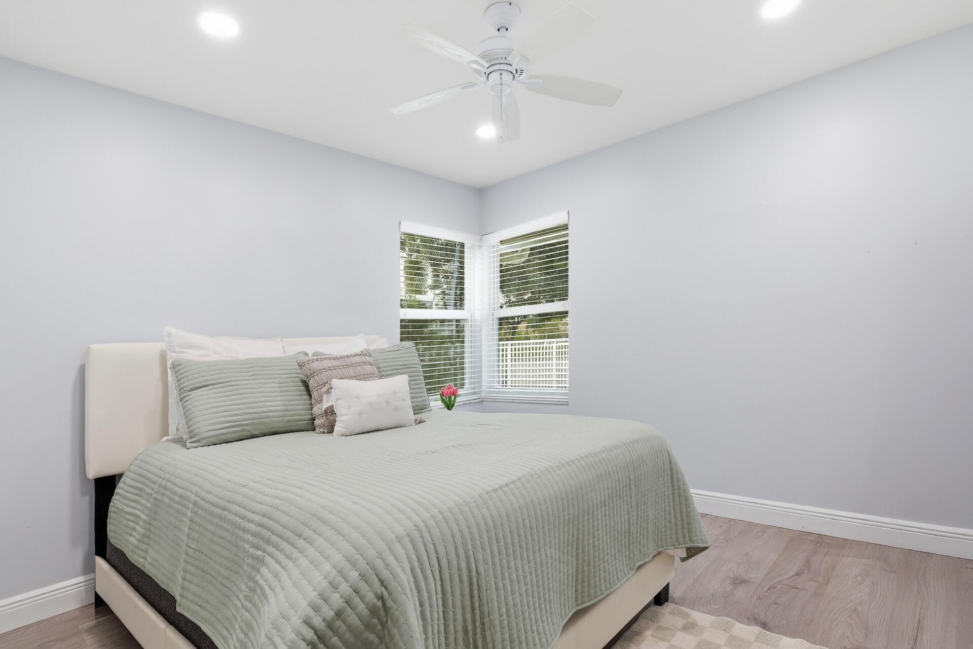 LAKE CHARLESTON PAR P AND U - Residential