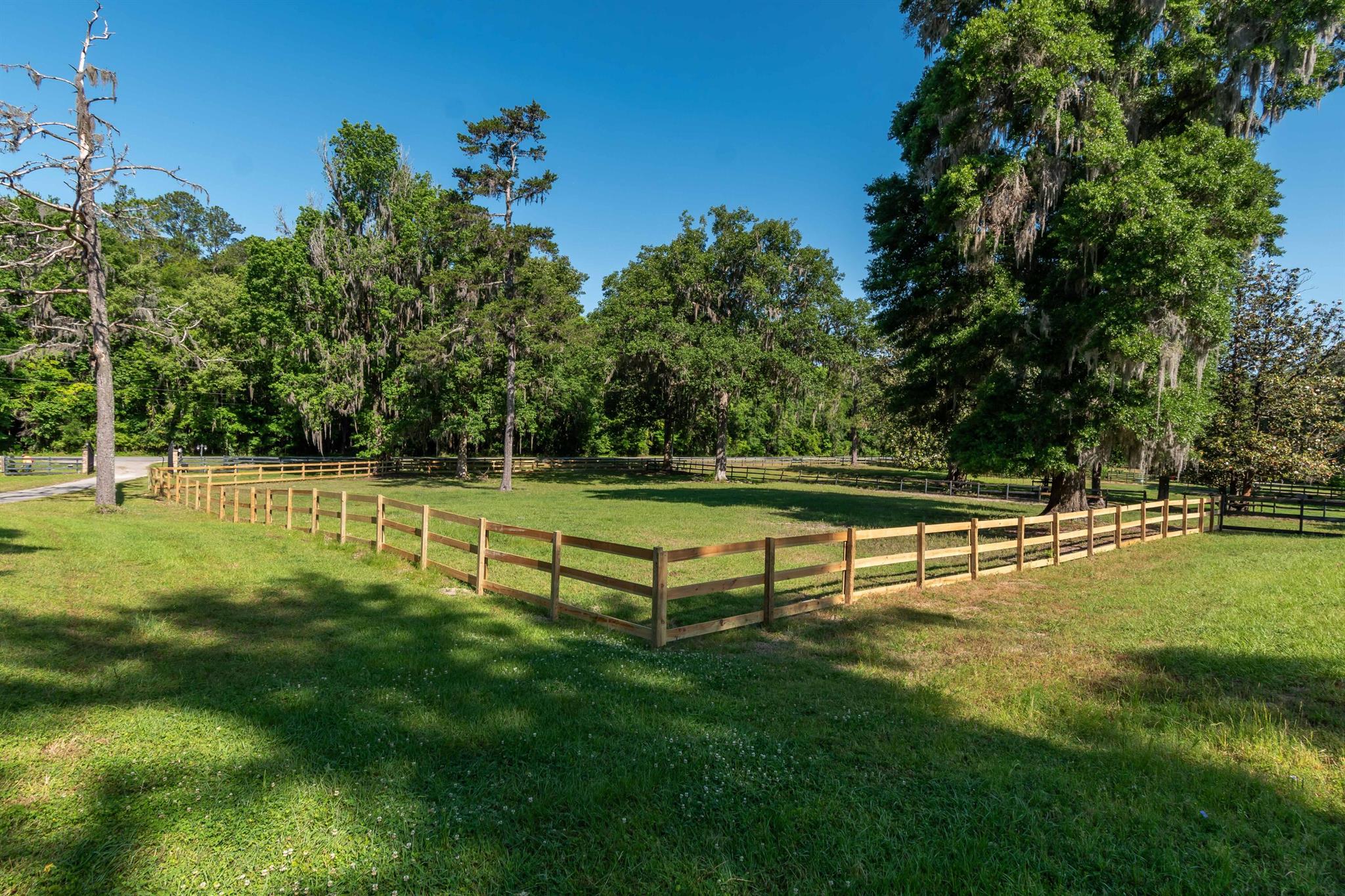 SANCTUARY OAKS - Residential