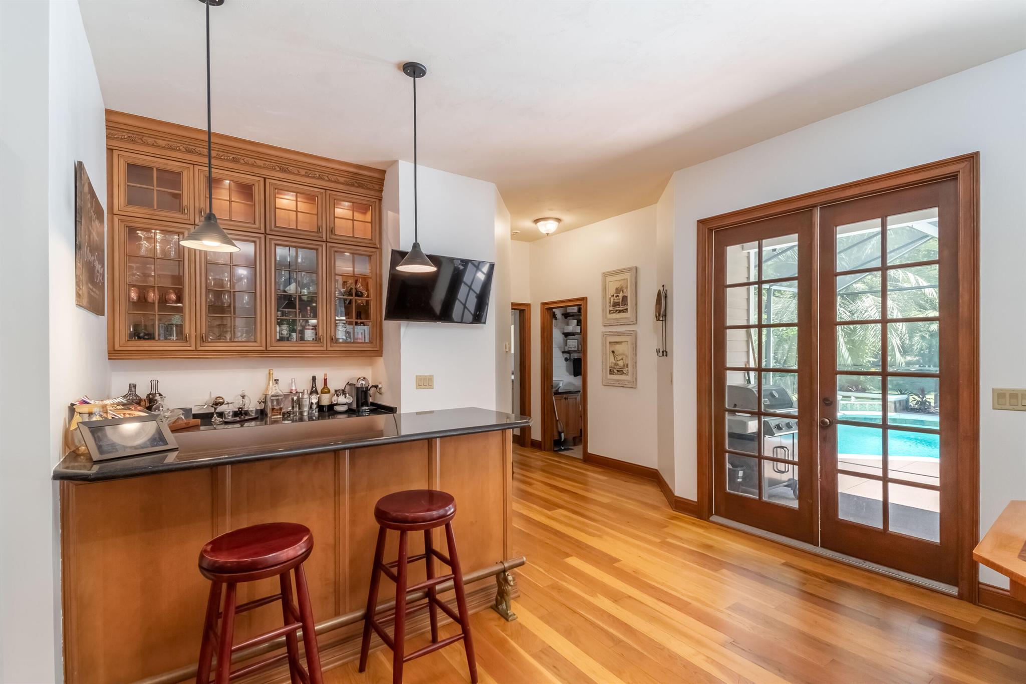 SANCTUARY OAKS - Residential