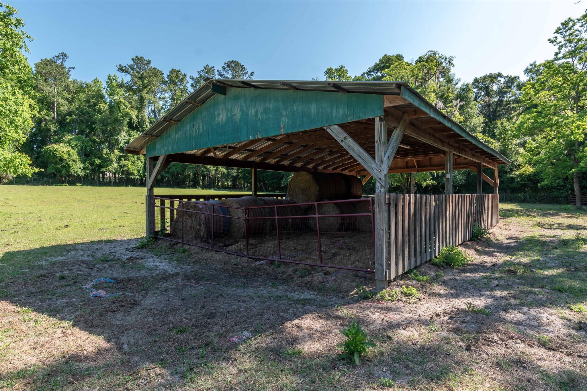 SANCTUARY OAKS - Residential