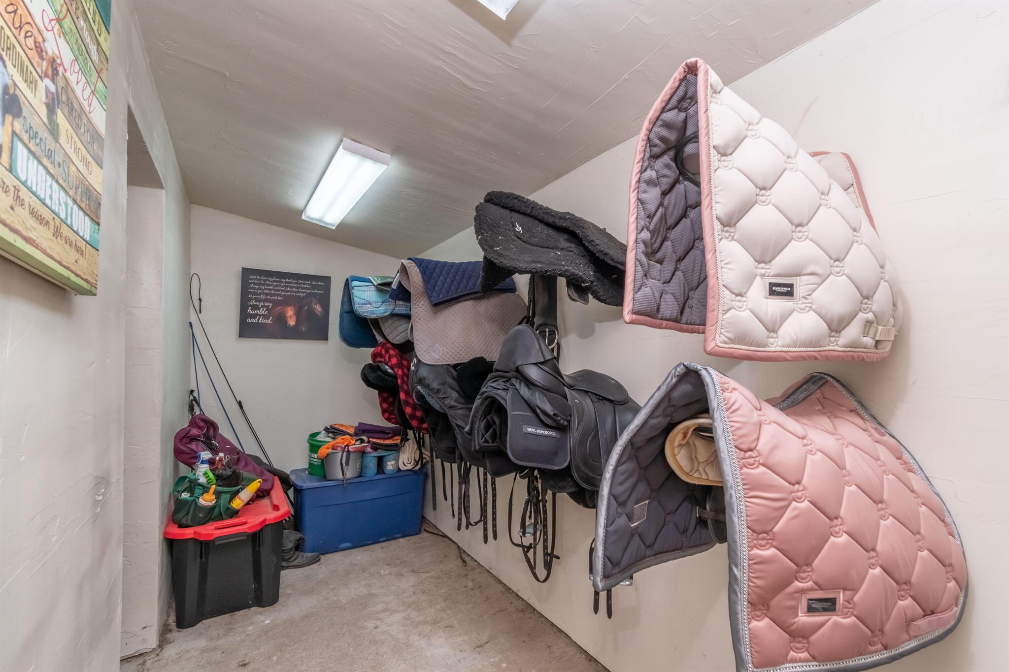 SANCTUARY OAKS - Residential