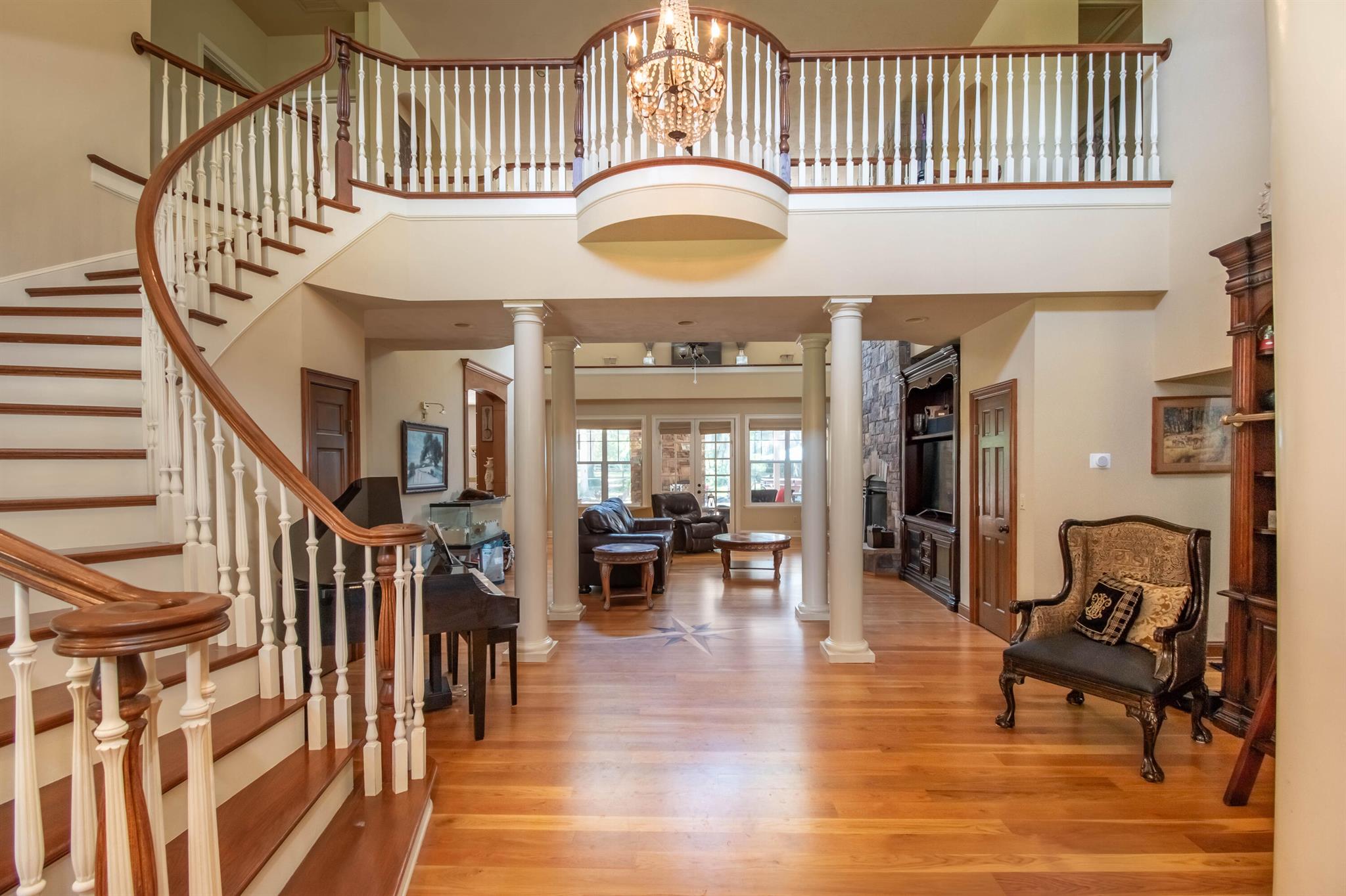 SANCTUARY OAKS - Residential