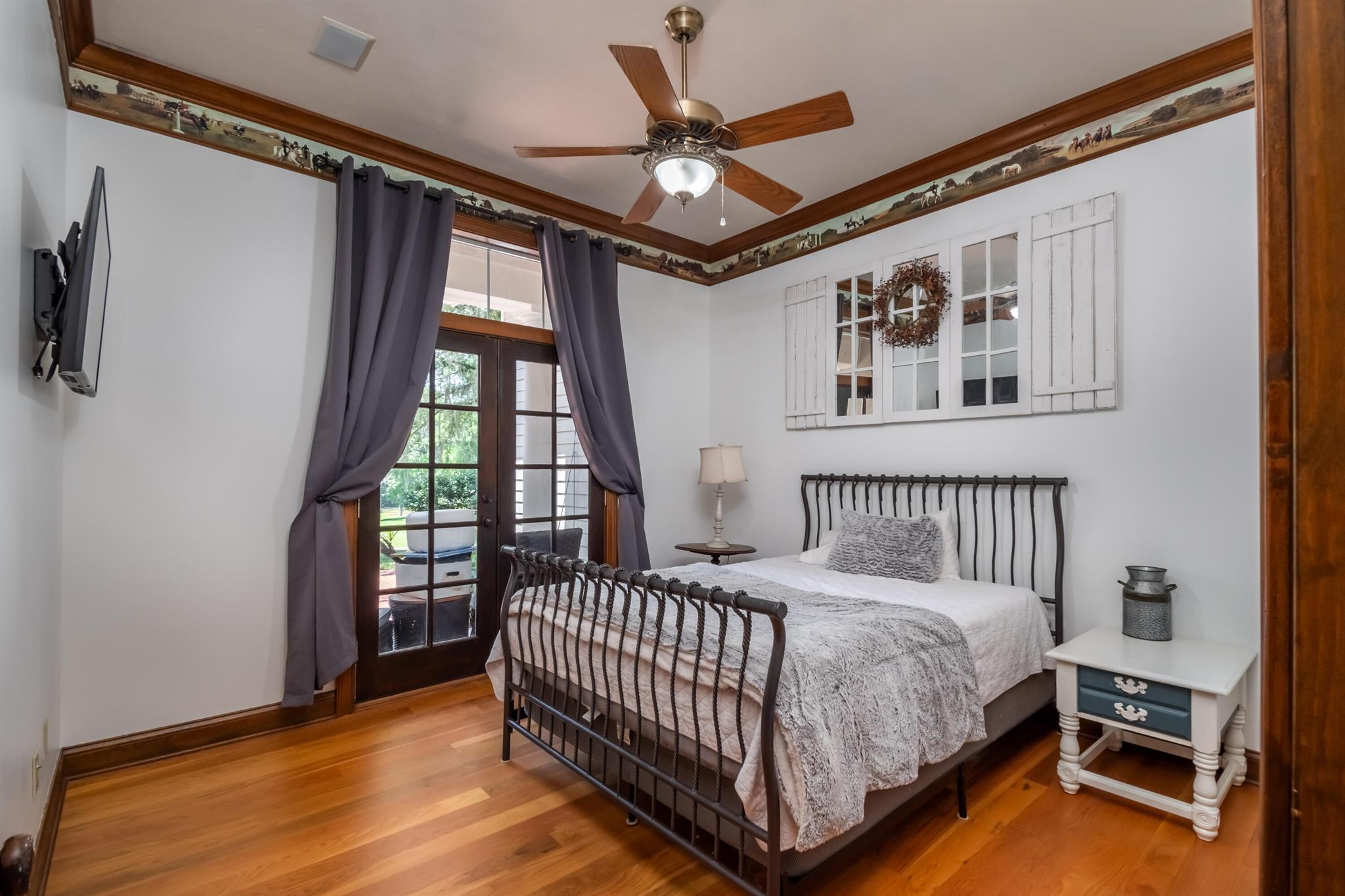 SANCTUARY OAKS - Residential