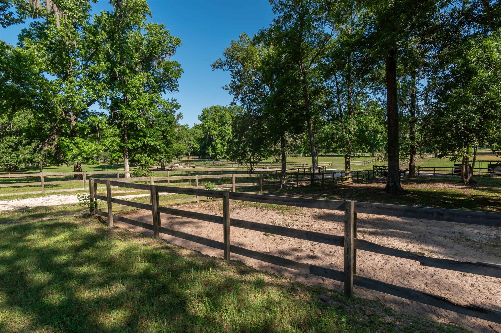 SANCTUARY OAKS - Residential