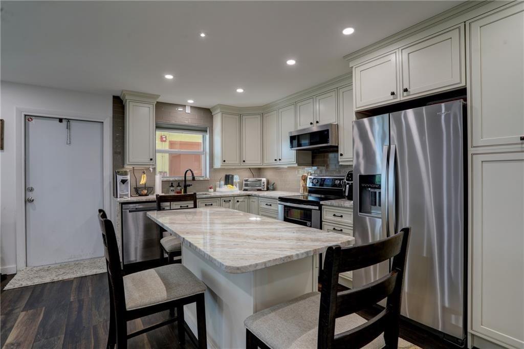 Casa Verano Condo - Residential Lease