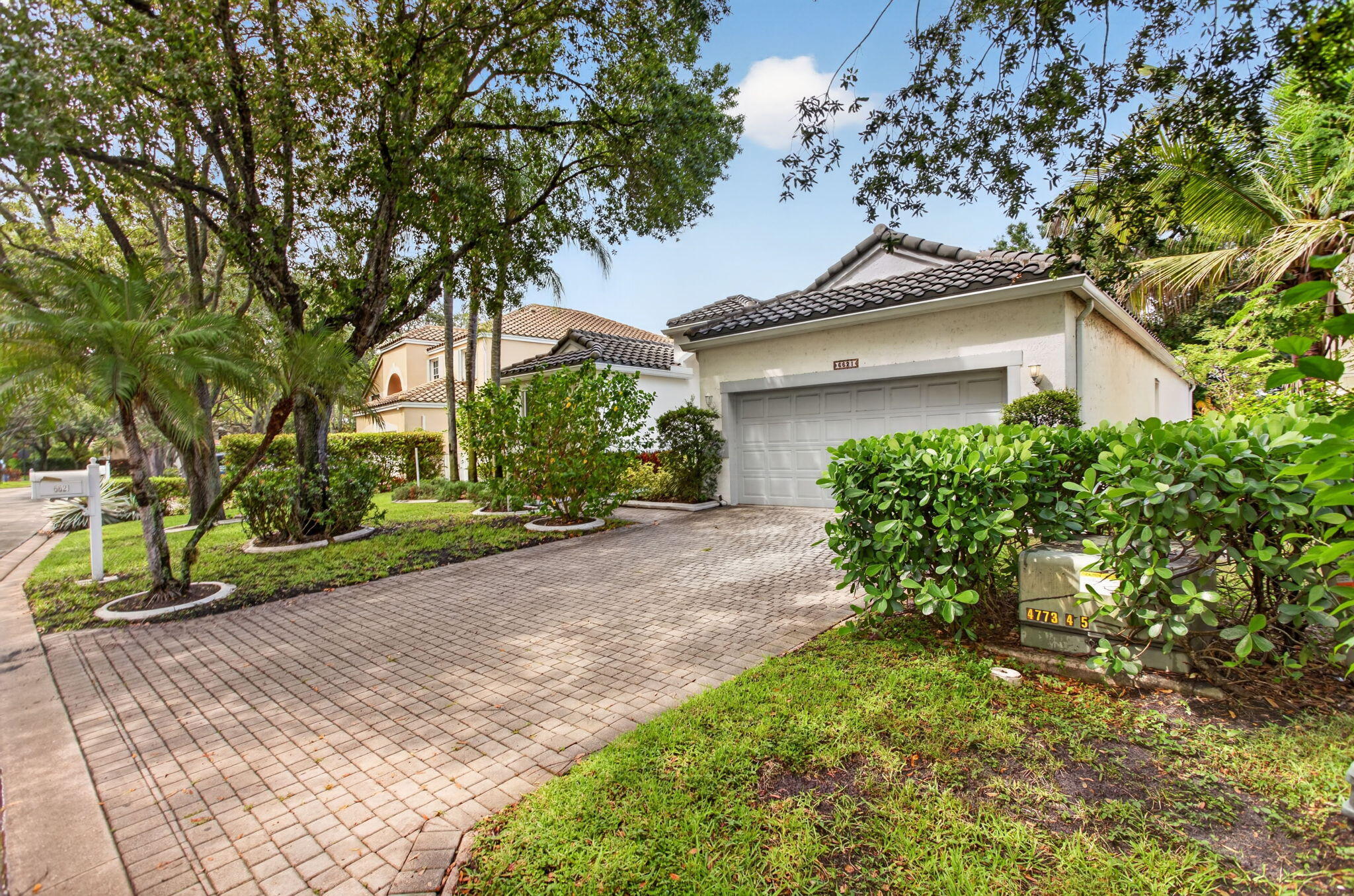 Properties | Stephanie Kaufman 6621 NW 78th Drive
