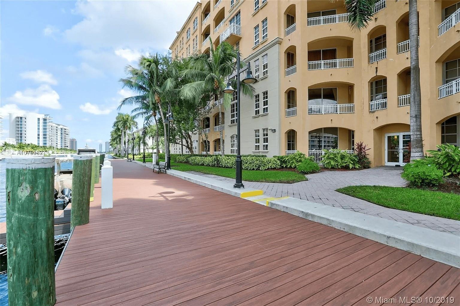 Alaqua Condo - Residential Lease