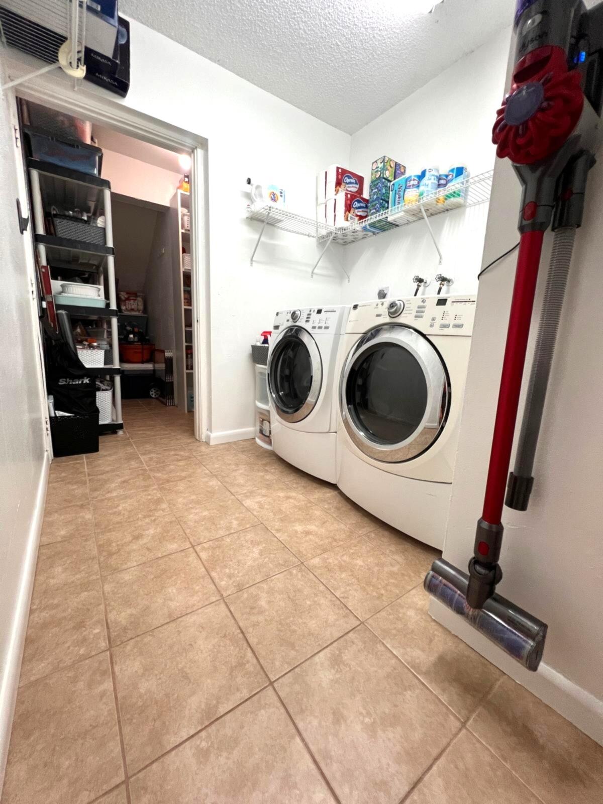 SUN COUNTRY CONDO - Residential