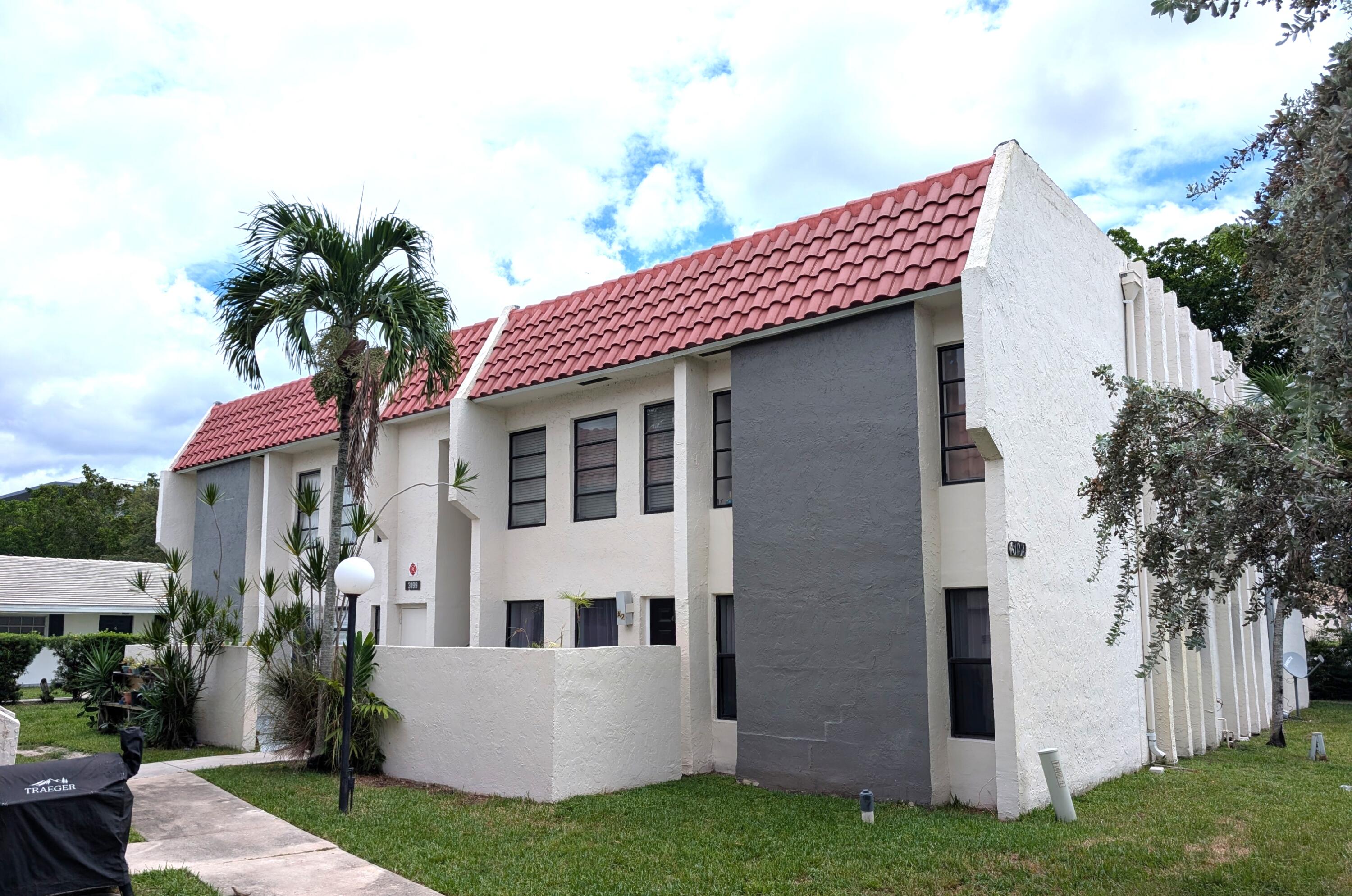 SUN COUNTRY CONDO - Residential