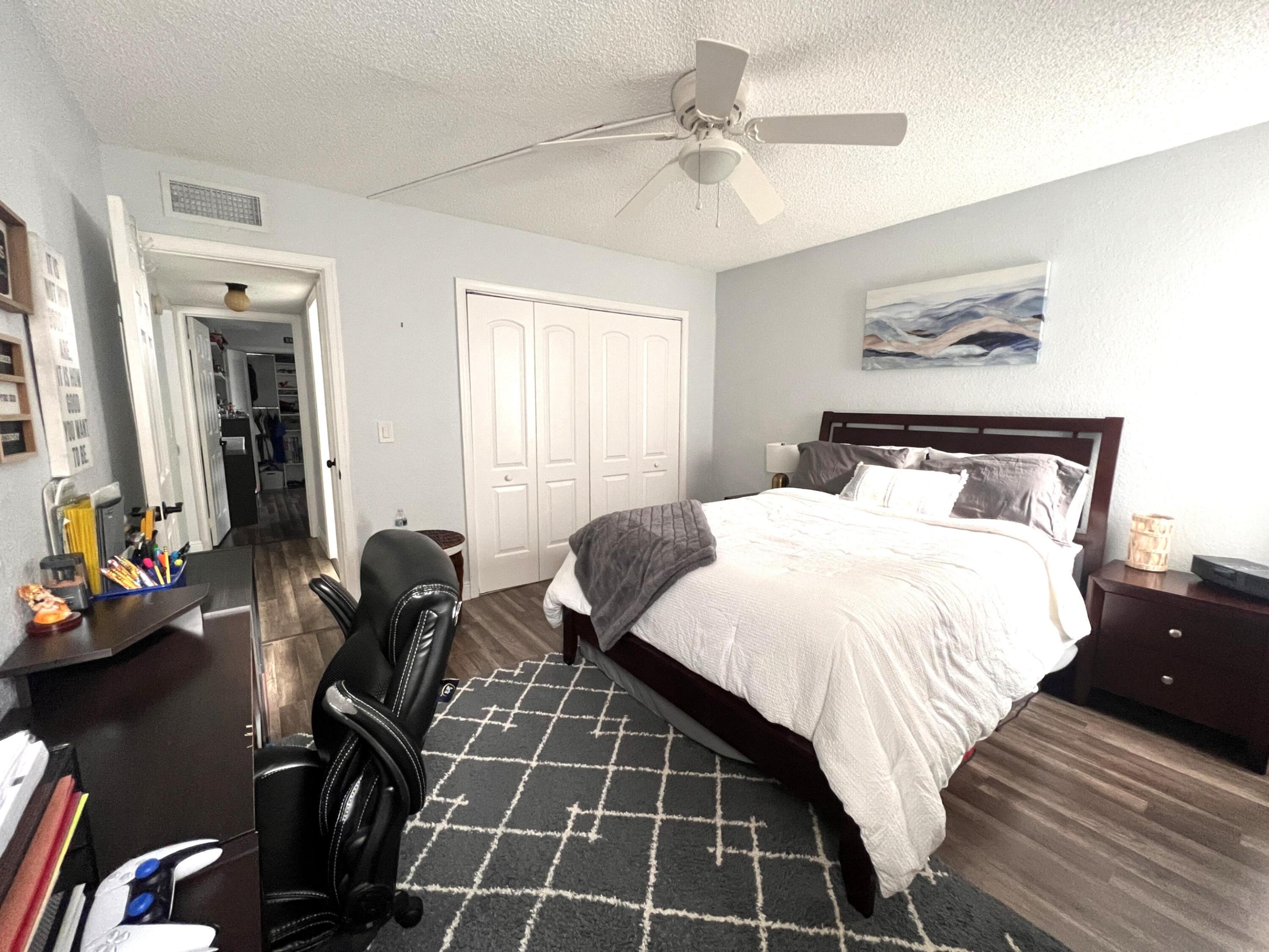 SUN COUNTRY CONDO - Residential