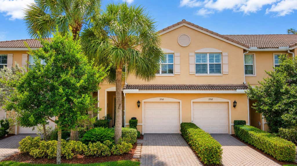 Photo of 5765 Monterra Club Drive, Lake Worth, FL 33463 (MLS # B26042490)