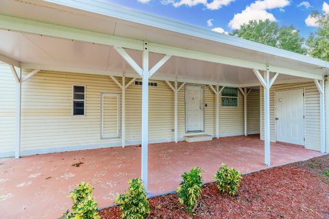 A home in Port St Lucie