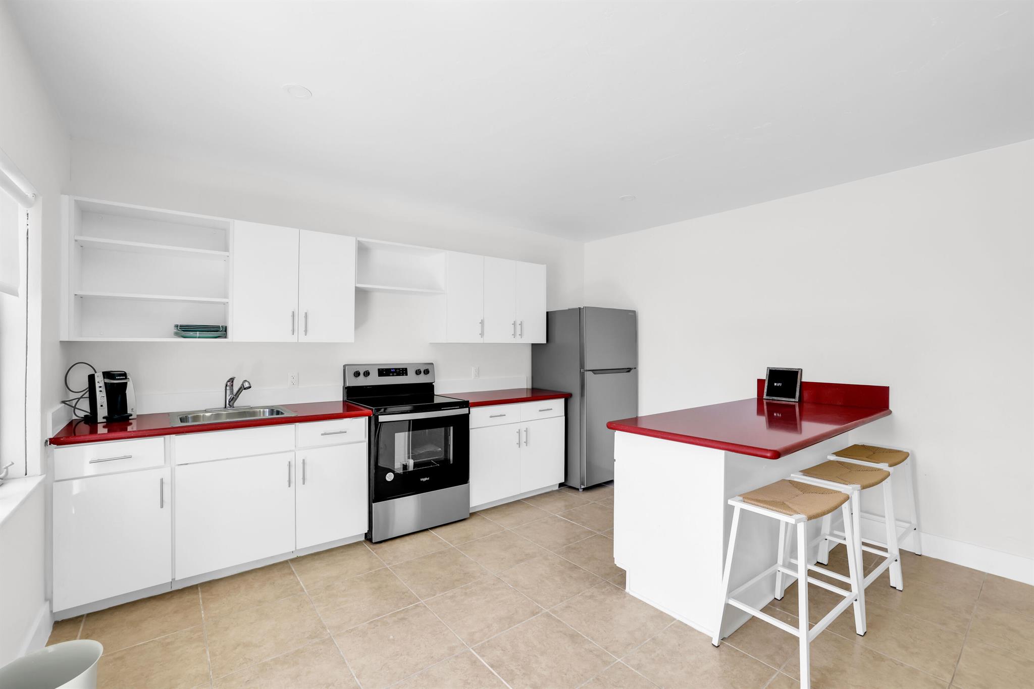 320 Inlet Way 4