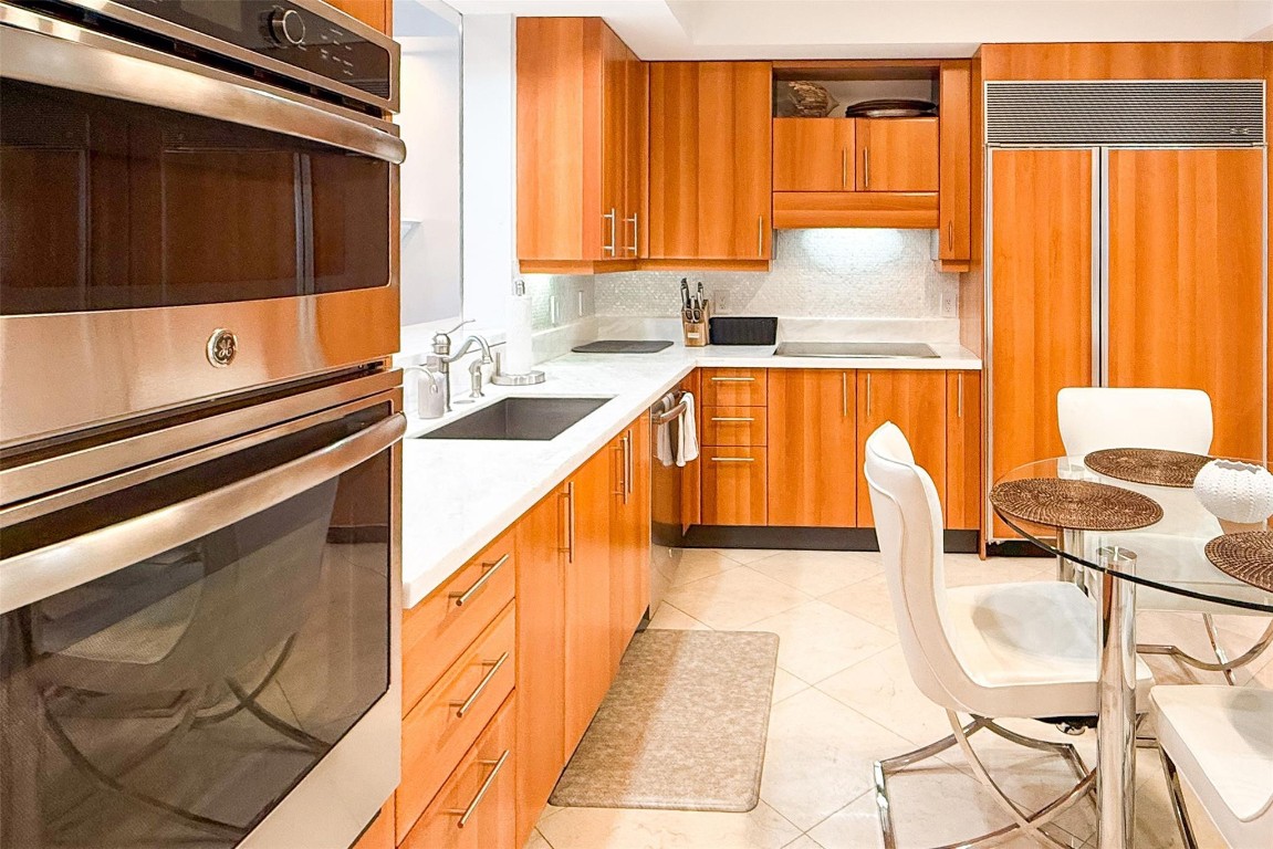 2110 N Ocean Boulevard 15A