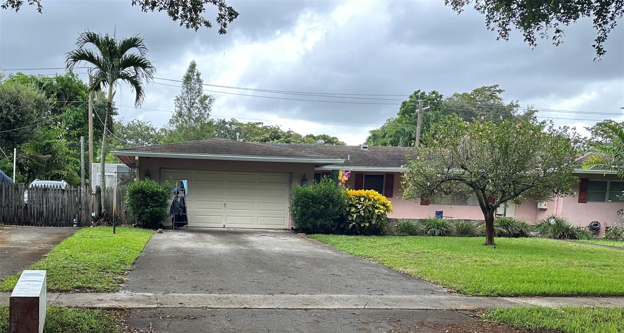840 Camellia Ct