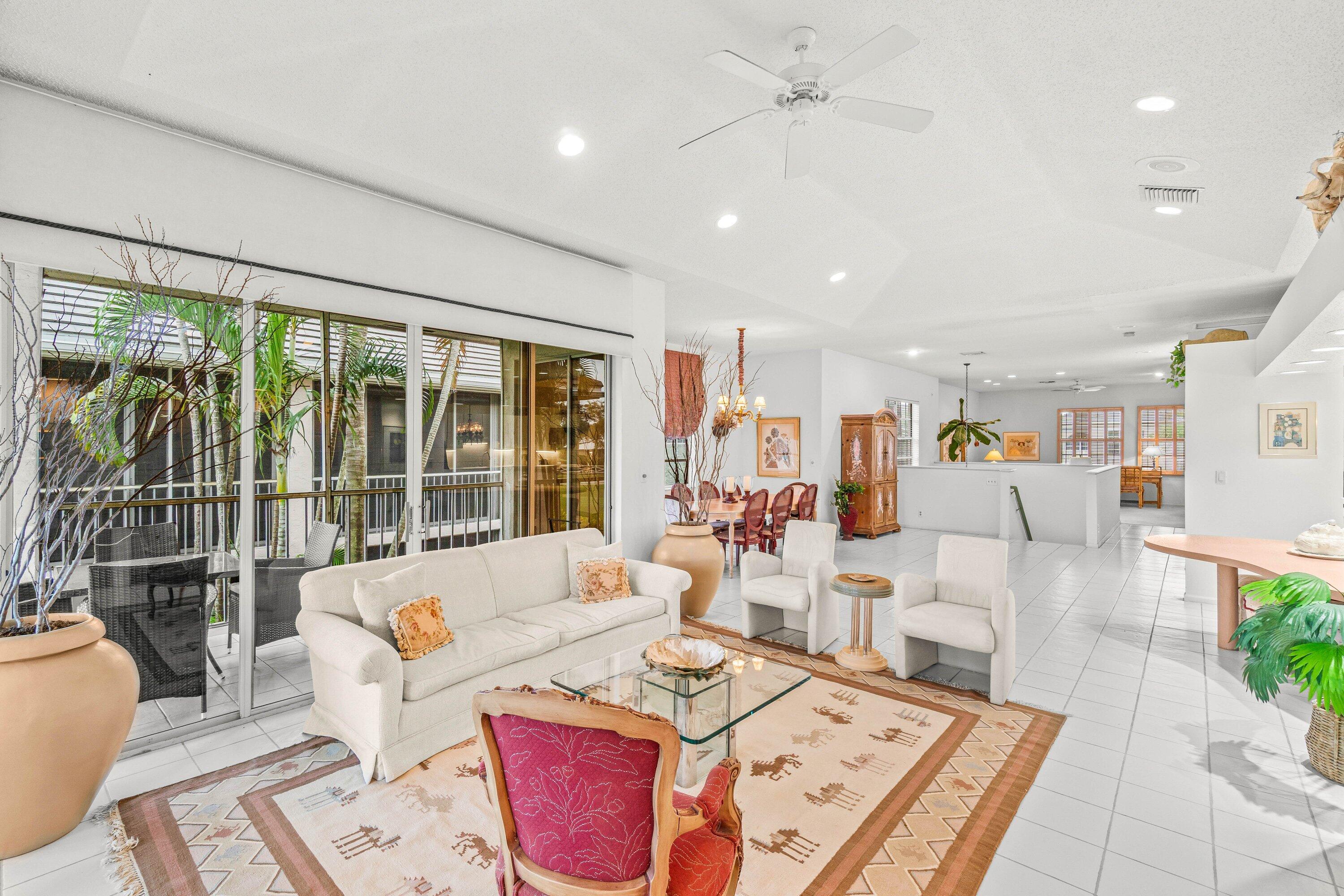 CATALINA / POLO CLUB - Residential