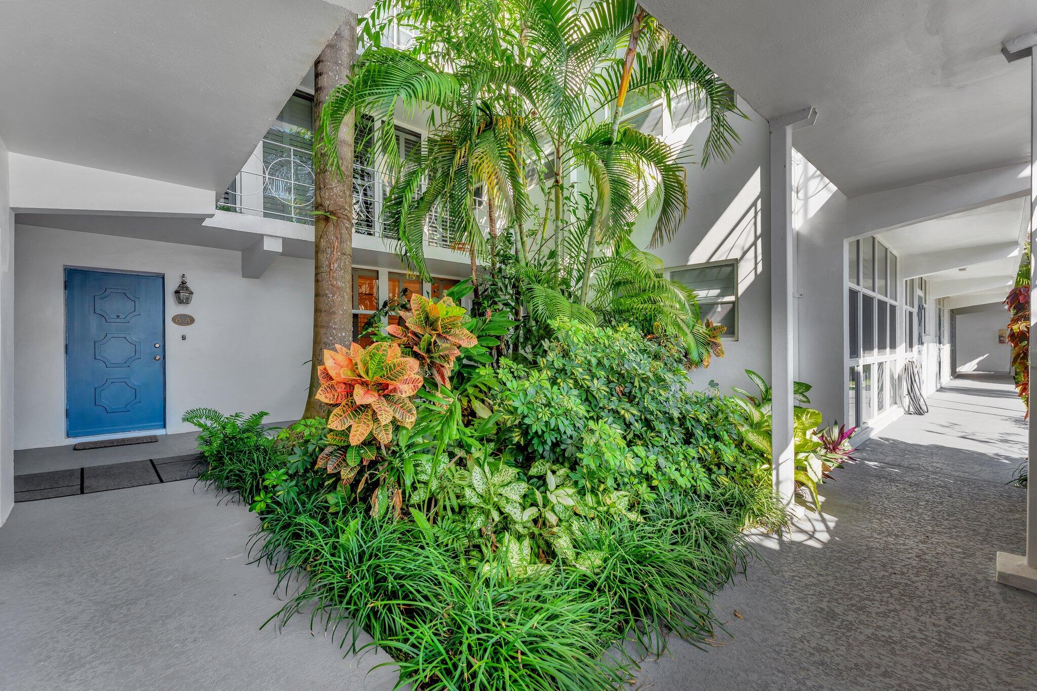 SUNRISE BAY CLUB CO-OP - Residential