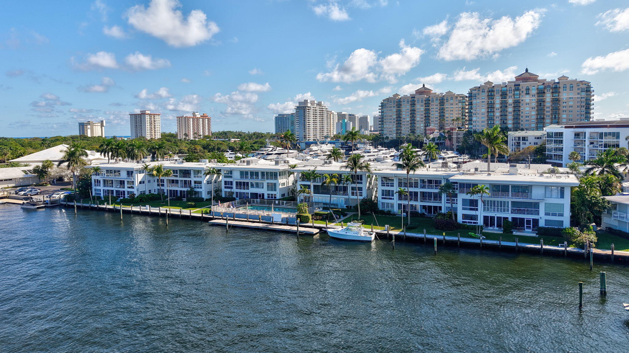 SUNRISE BAY CLUB CO-OP - Residential