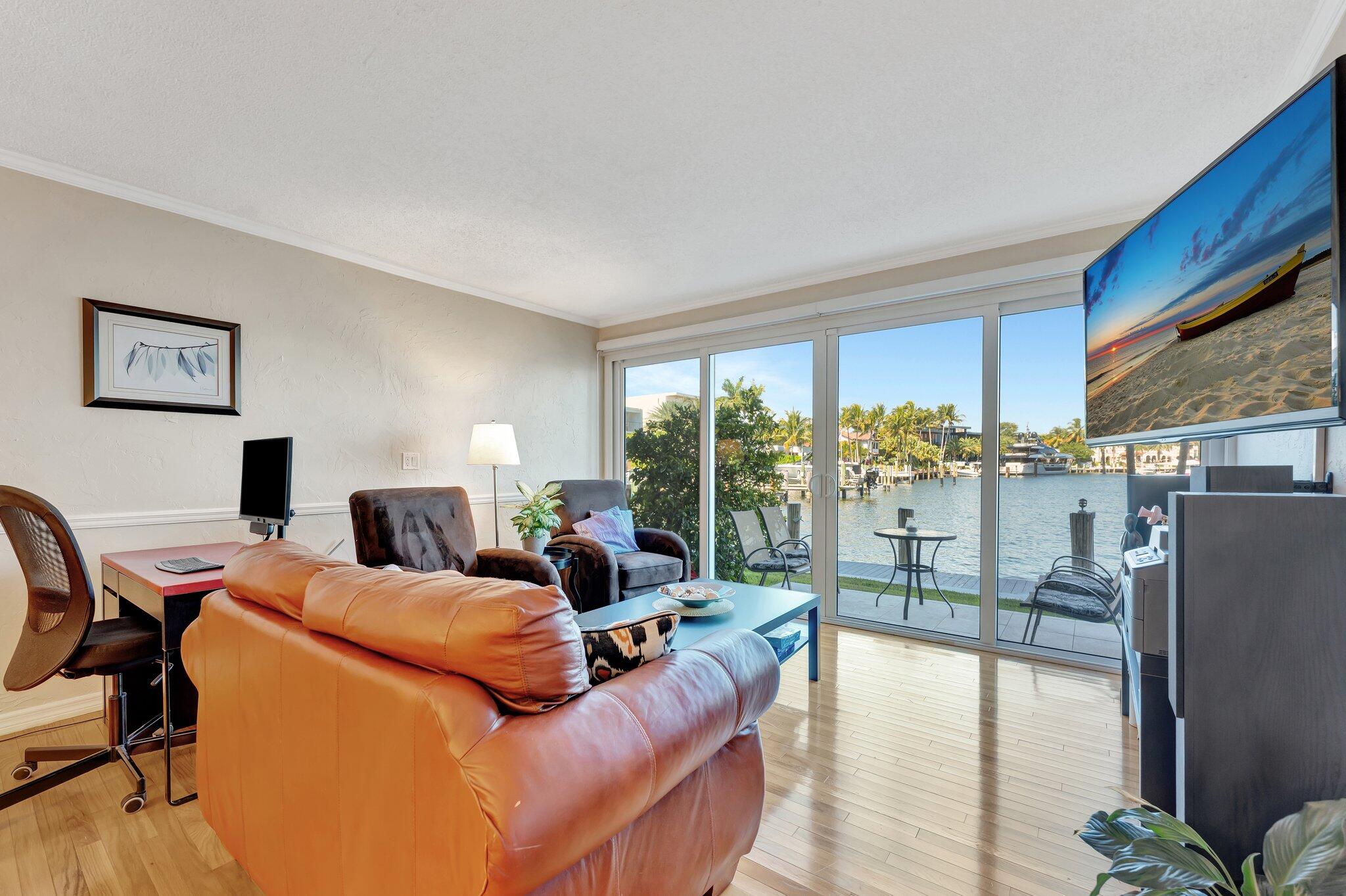 SUNRISE BAY CLUB CO-OP - Residential