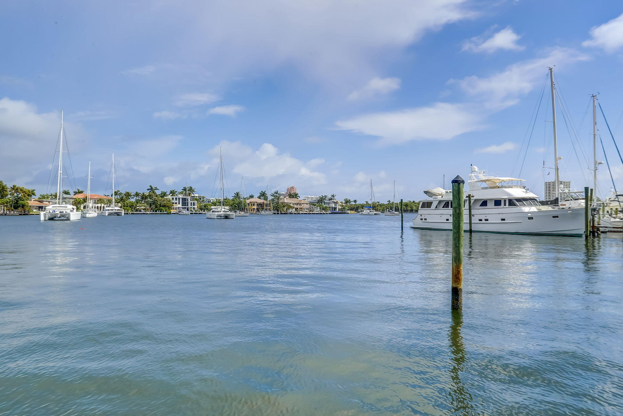 SUNRISE BAY CLUB CO-OP - Residential