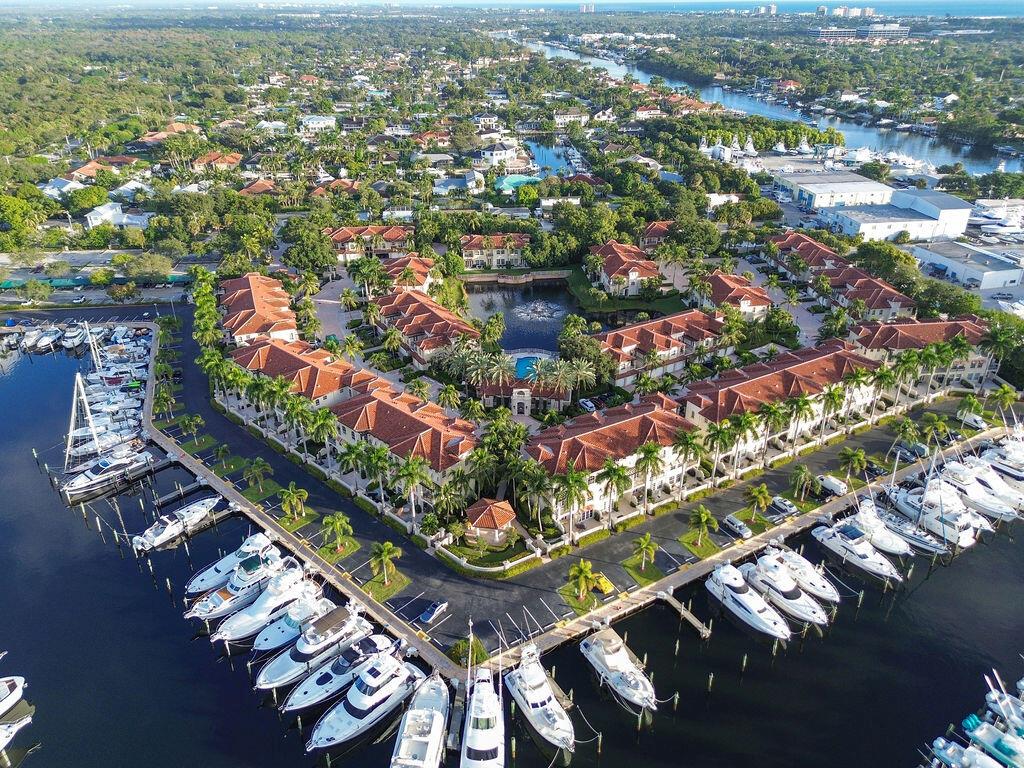 Soverel Harbour Marina - Land