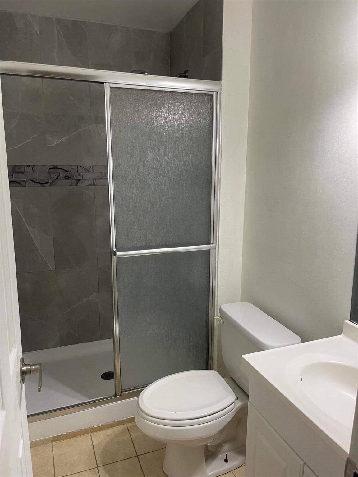 Lees Crossing 1 Twnhs - Residential Lease