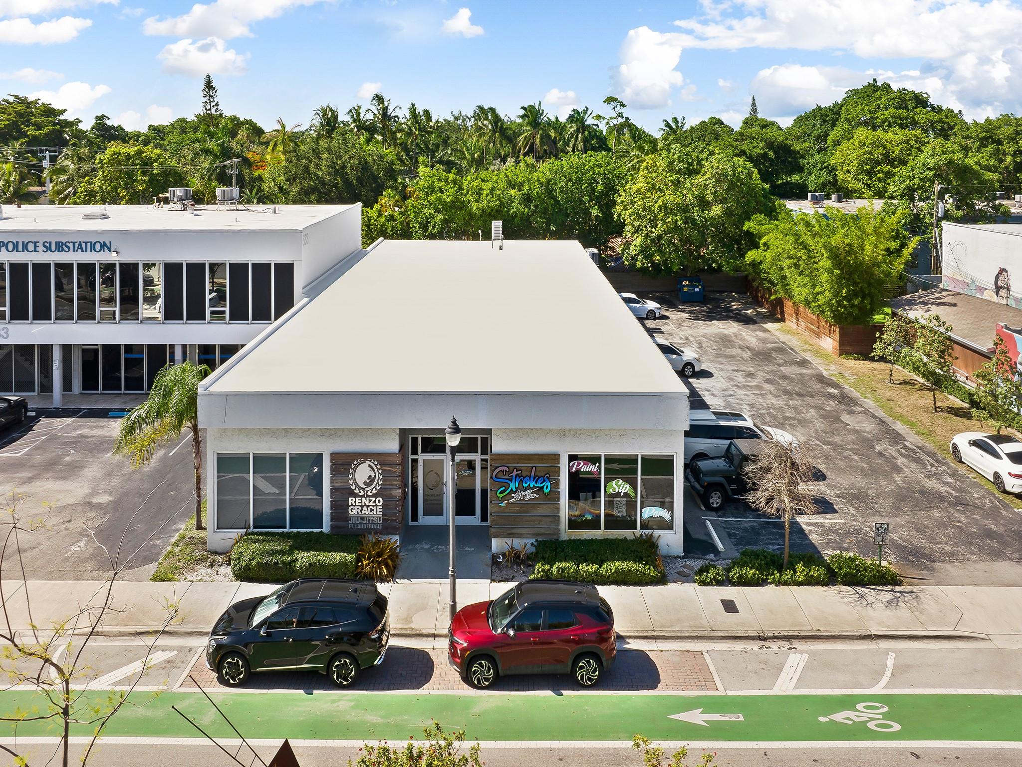 End-cap in the heart of Studio City in Downtown Fort Lauderdale. Formerly operated as an Art Bar and Creative Space, this unit features exposed ceilings, custom murals throughout, bar area in the front, two beautifully redone restrooms, a storage area/office, two large open rooms, and one private room in the back that was used for events. Strong visibility and signage opportunities combined with ample free parking and walking traffic make 13th Street a thriving retail corridor. Lots of potential here to make this your own in the thriving, entrepreneurial community named ‘Studio City’ in Downtown Fort Lauderdale, just minutes to Flagler Village and Wilton Manors.
Great co-tenancy nearby including LoveLee Bakery, Montce Swimwear, Shellshock Records, Renzo, LUV Bridal, Float8, and more.