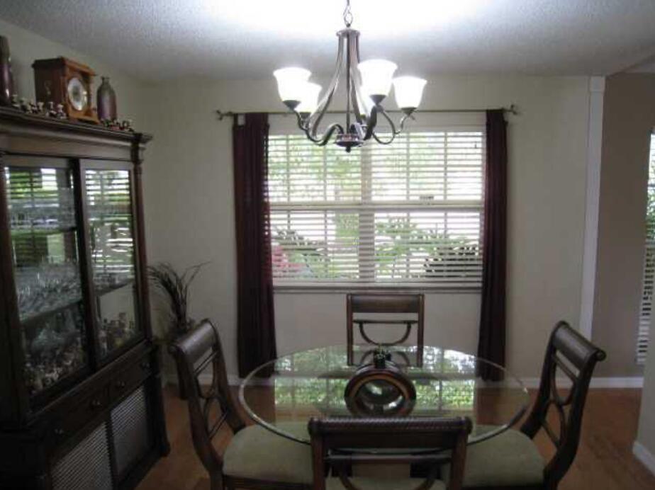 4011 NW 115th Avenue, Coral Springs, FL, 33065/$607,000 1 4011 NW 115th Avenue