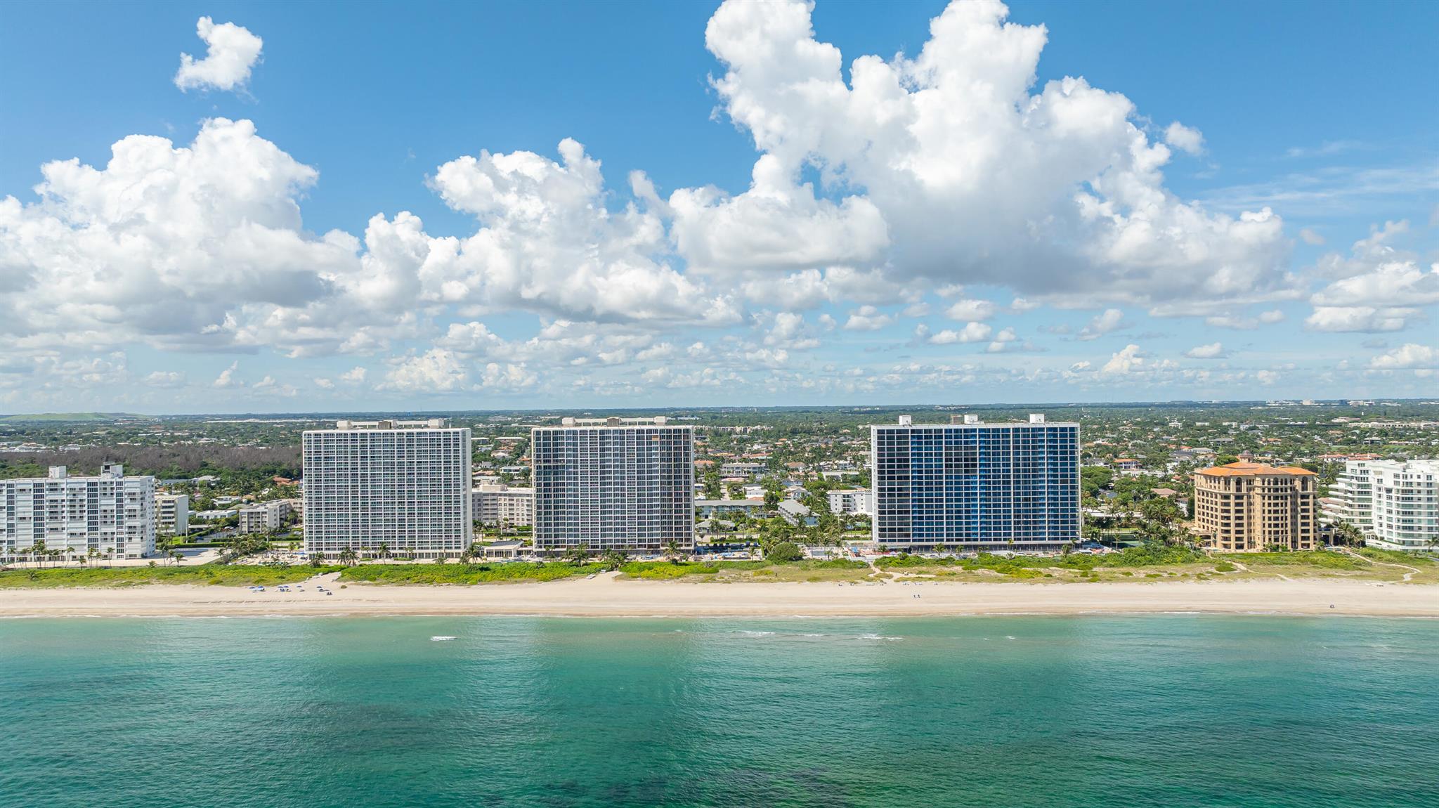 2700 Banyan Road 23