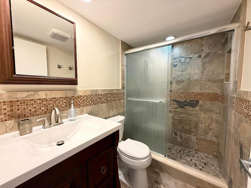 DORSET AT CENTURY VILLAGE CONDO - Residential Lease