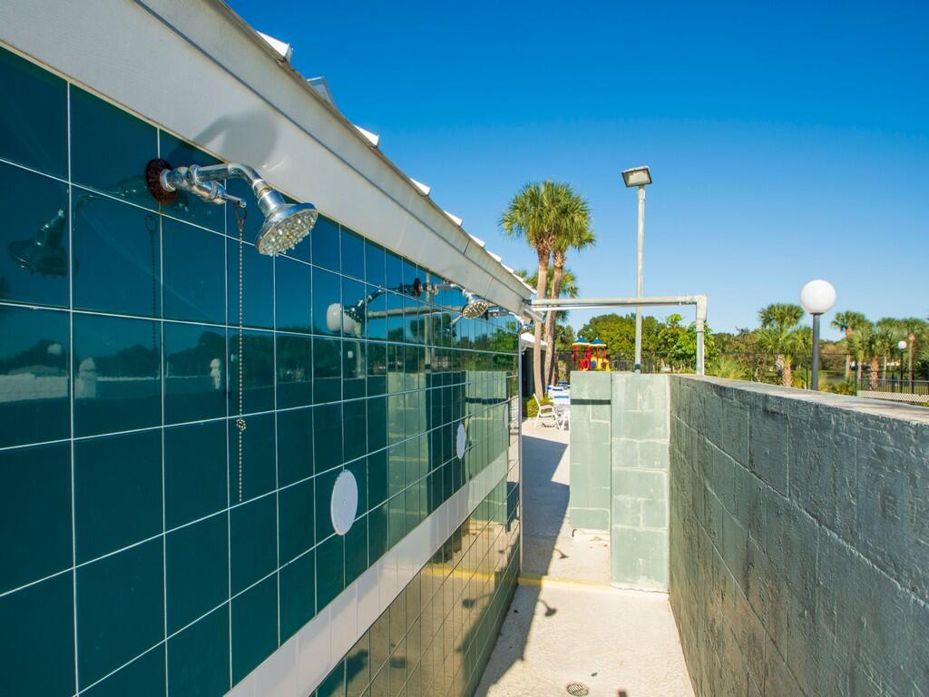 VERO BEACH HIGHLANDS - Residential