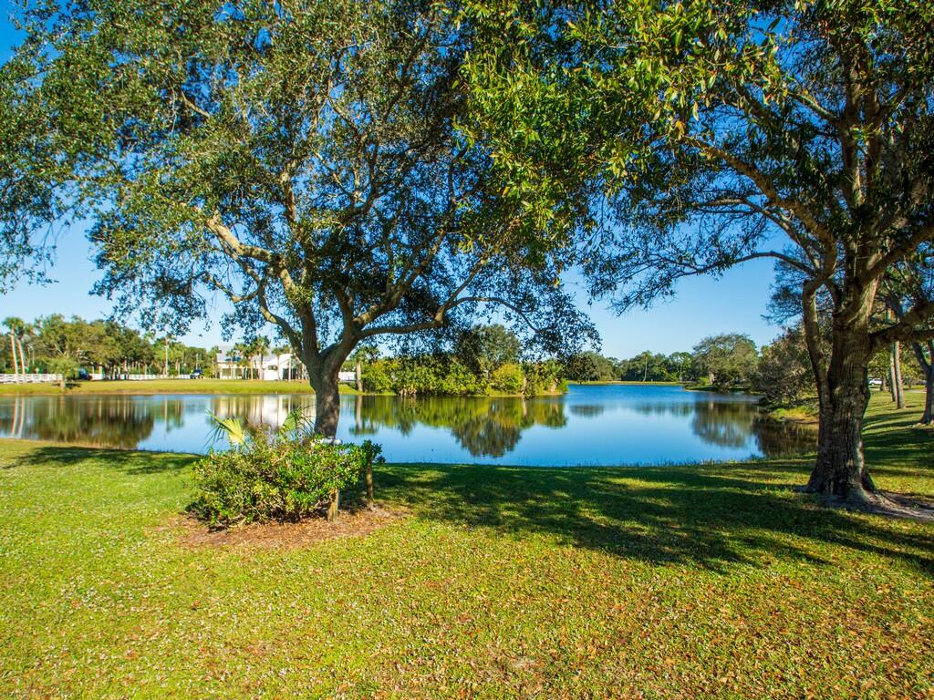 VERO BEACH HIGHLANDS - Residential
