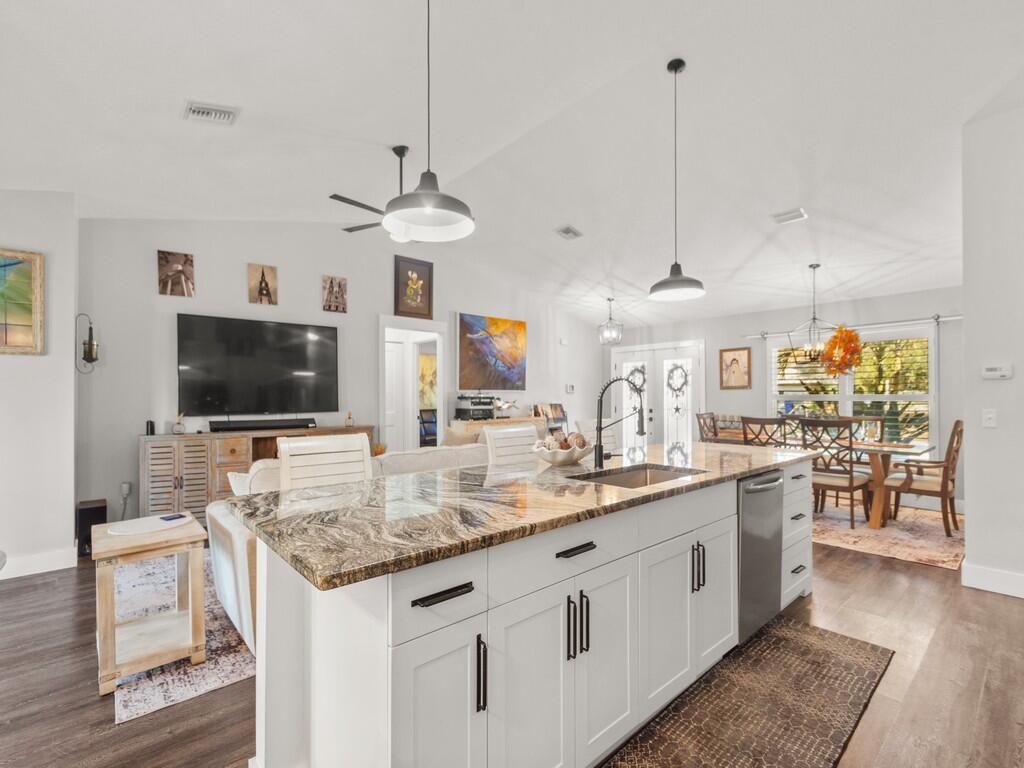 VERO BEACH HIGHLANDS - Residential