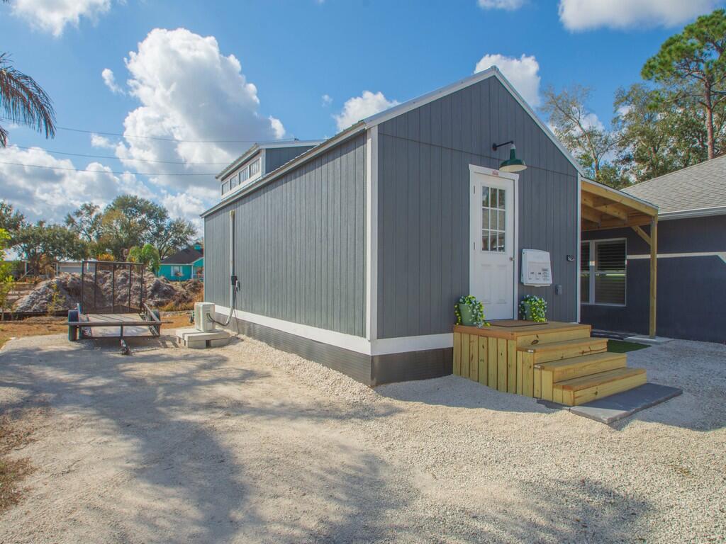 VERO BEACH HIGHLANDS - Residential