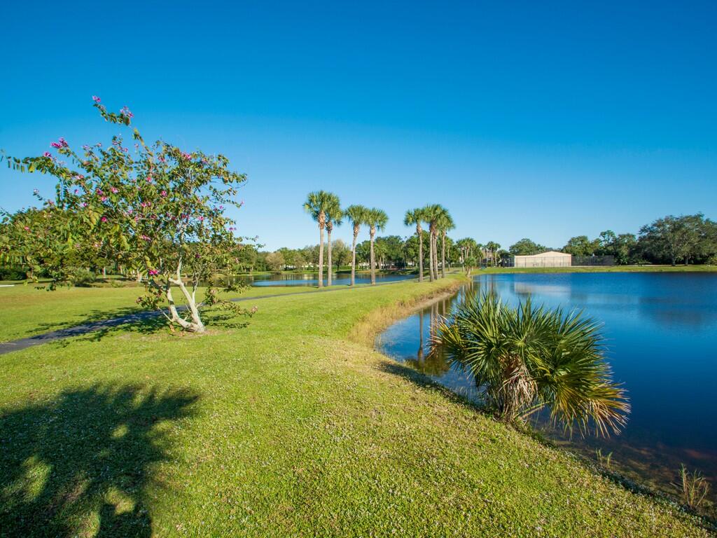 VERO BEACH HIGHLANDS - Residential