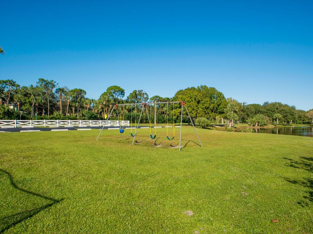 VERO BEACH HIGHLANDS - Residential