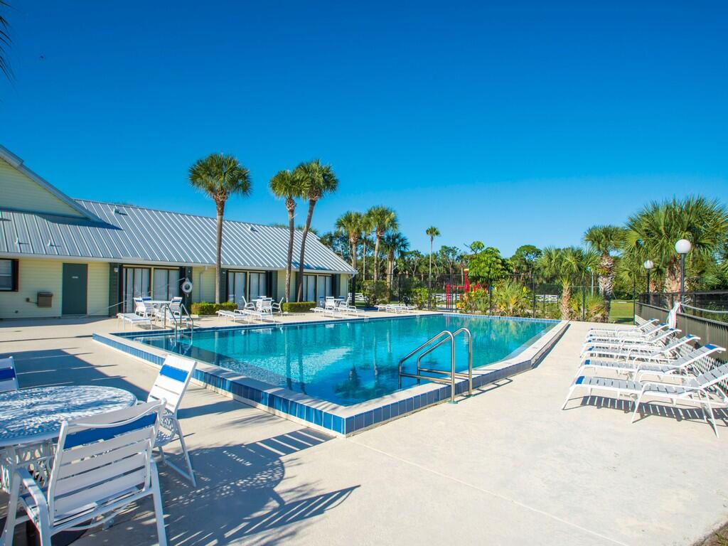 VERO BEACH HIGHLANDS - Residential