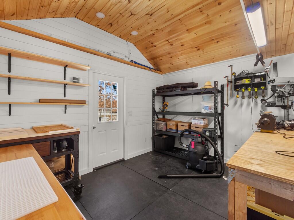 VERO BEACH HIGHLANDS - Residential