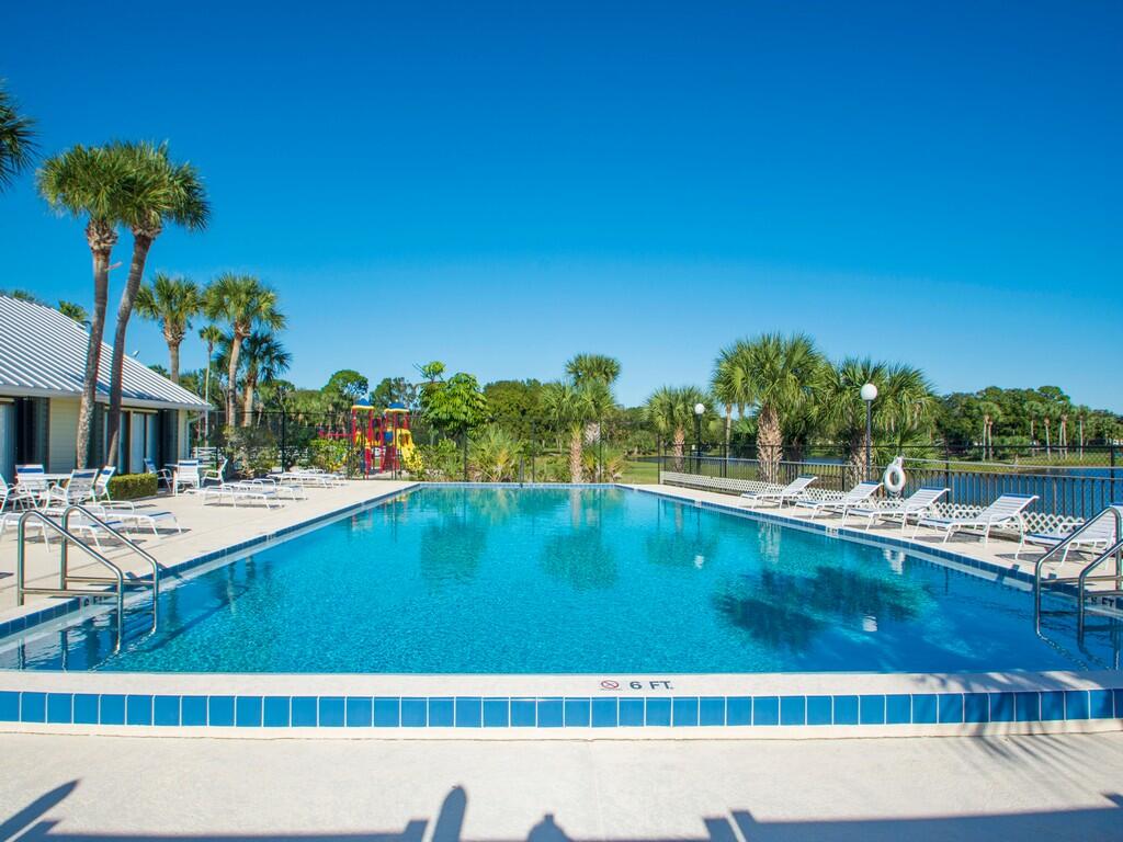 VERO BEACH HIGHLANDS - Residential