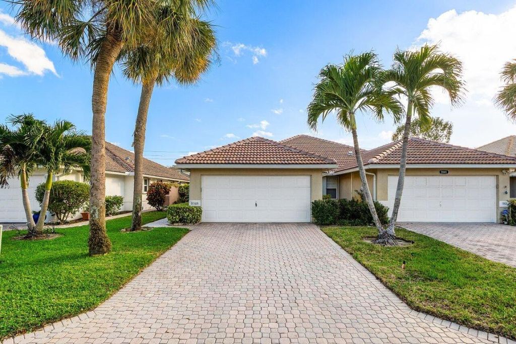 Photo of 5505 Grande Palm Circle, Delray Beach, FL 33484 (MLS # R11152470)